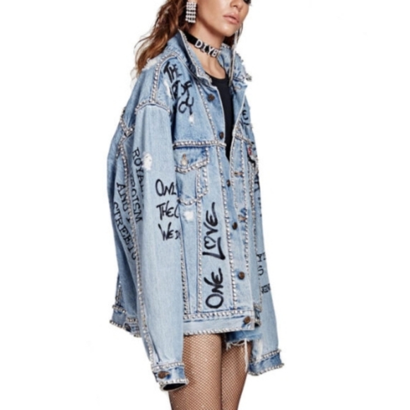 Rare LEVI'S Hand painted jacket @ I LOVE DIY by Panida - Picture 7 of 15